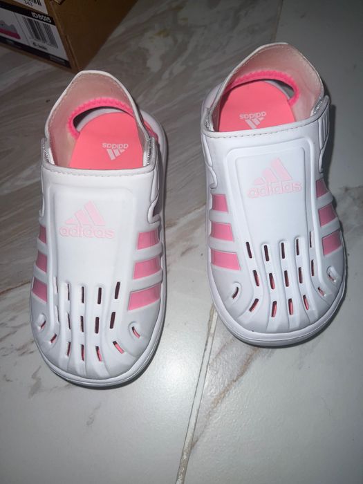 2ч Лот Adidas сандали и маратонки 26