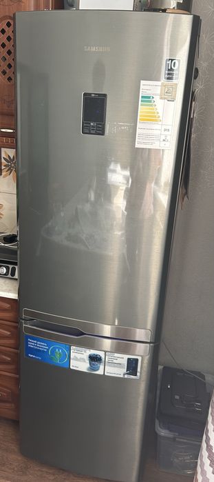 Продам холодильник