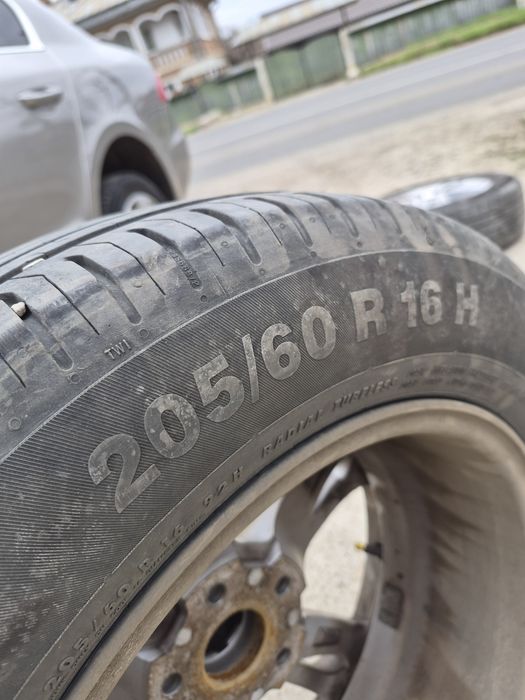 Anvelope vara 205.60.R16