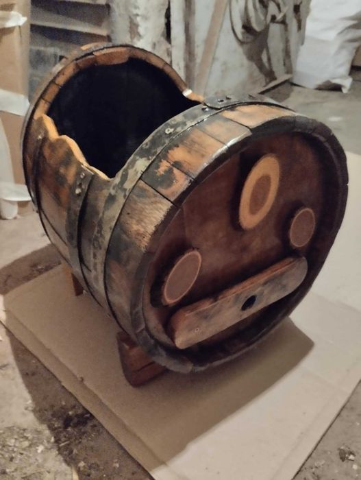 Буре сандък за дърва