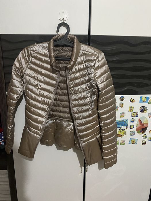 Киимдер сатылады