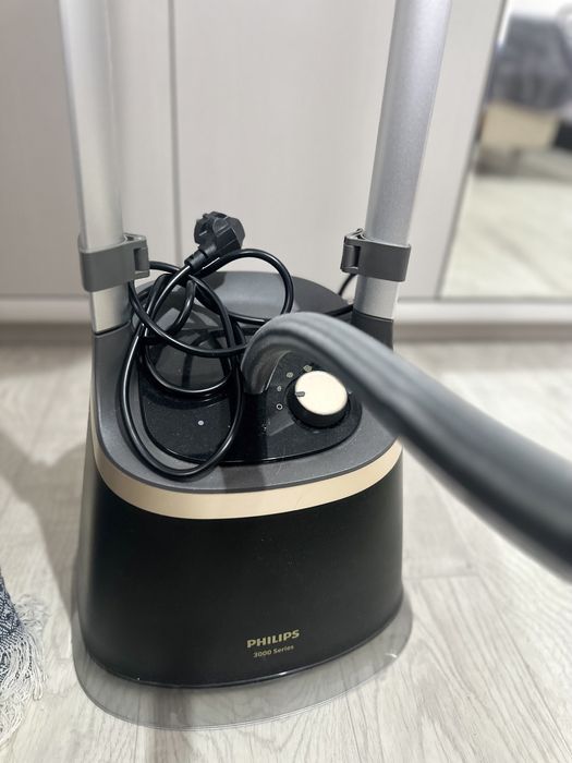Продам отпариватель Philips STE 3170/80