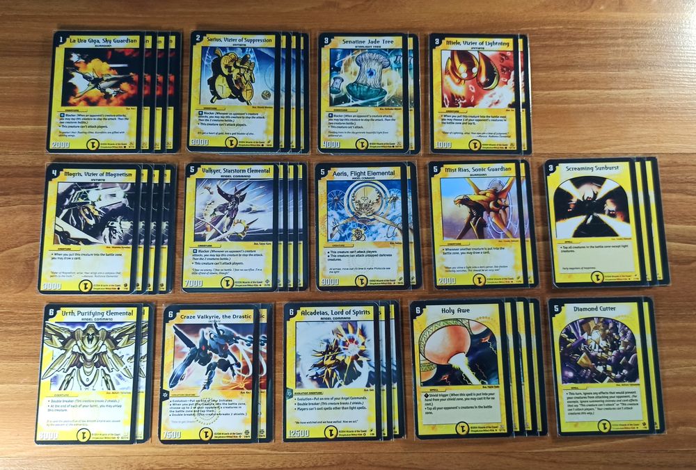 Carti duel masters pachet complet
