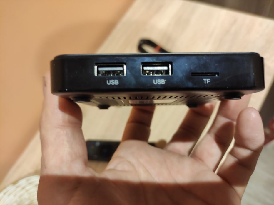 TV box Mecool KM7 SE