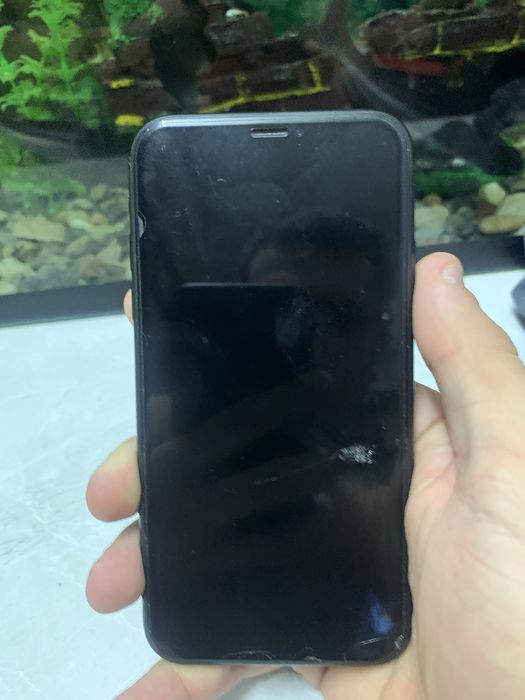 Iphene XR 128GB.
