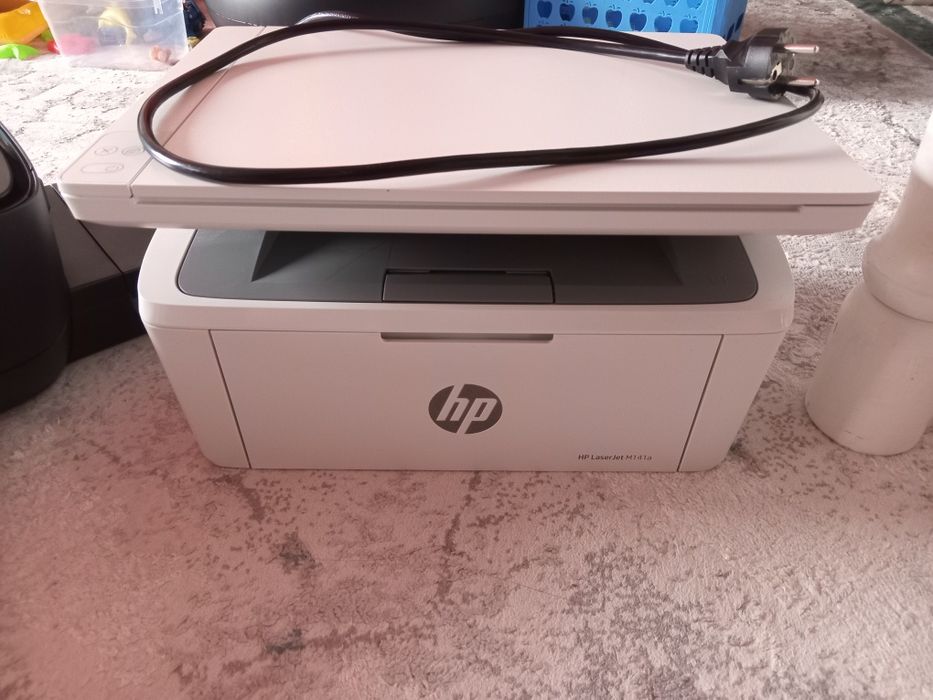 Принтер Hp Lazer Jet M141a