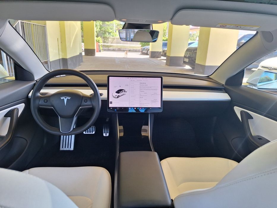 Tesla 3 Dual Motor Long Range Awd