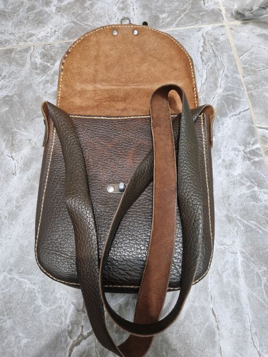 Барсетка кожные оригинал продам срочно