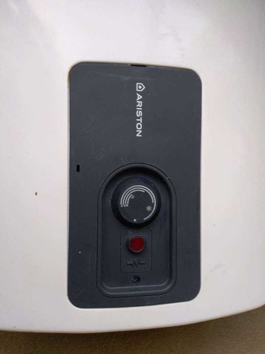 Бойлер Ariston - нагревател