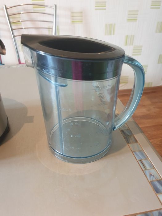 Продам соковыжималку