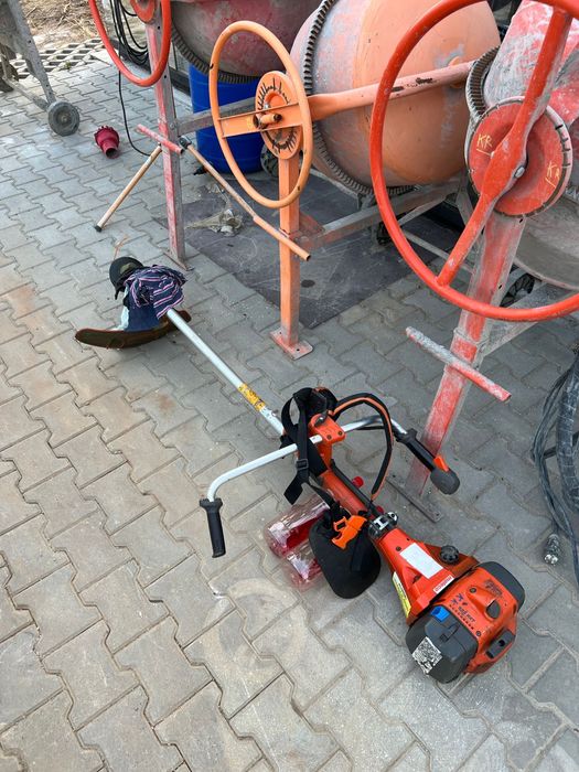 Inchiriez Generator 40 kw cu remorca inclusa inchiriem inchirere norff