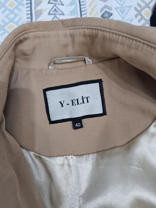 Продам женский тренч