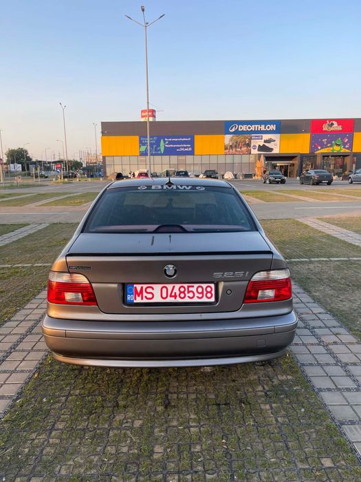 Vand bmw 525i e 39.  6 in linie ,urgent !