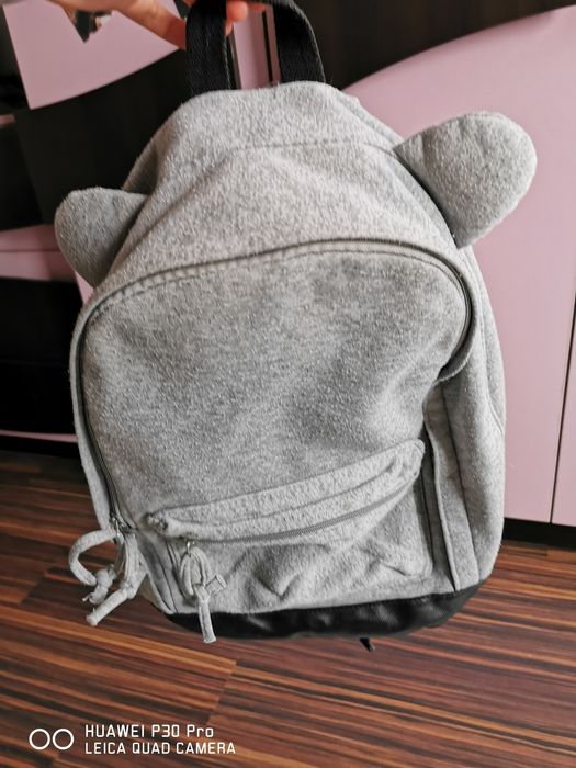 Раница (сива) с ушички