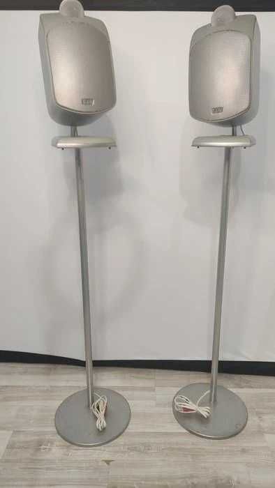 Bowers & Wilkins LM7