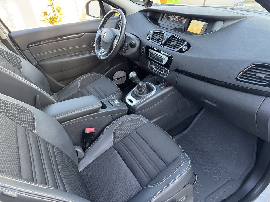 Renault Scenic Bose Facelift 1.5dci 110cp Manual - Full Option - Impecabil