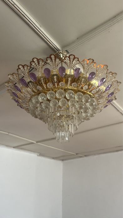 Люстры стеклянные