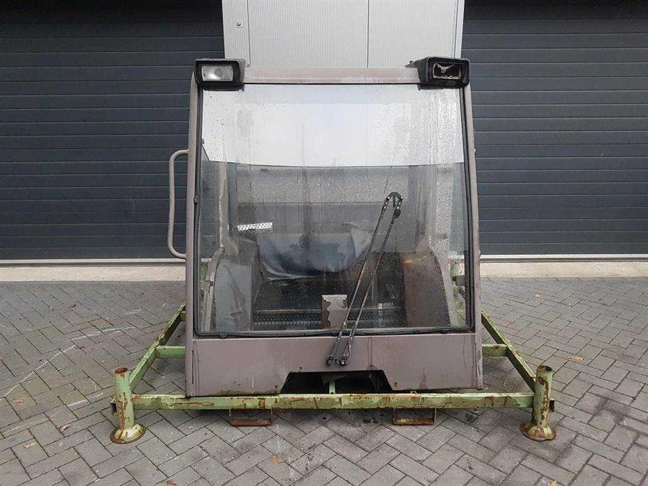 Cabina utilaj Manitou MLA627 - Piese de schimb Manitou