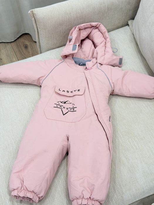 Продам детский зимний комбинезон
