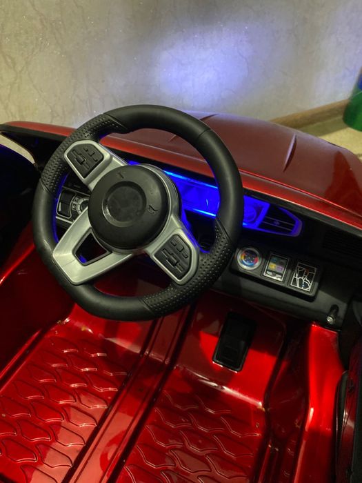 Mercedes-Benz GLC  Машина