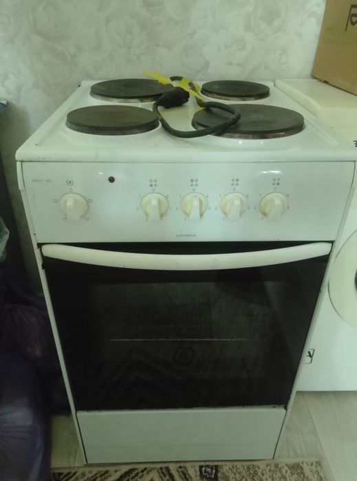 Продам эл. плиту