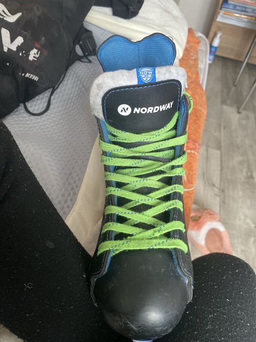 Продам коньки нордвей 350