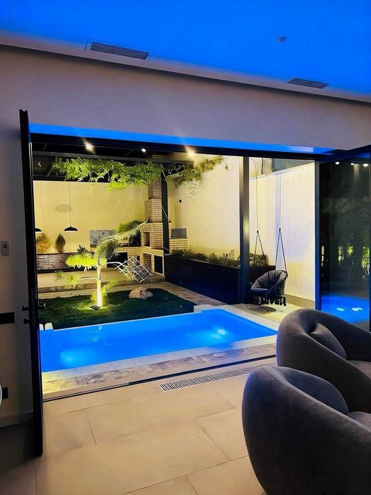 Люкс участок • Чиланзар-2 • Буньёдкор • 6-комн • 230м² • этажность 2