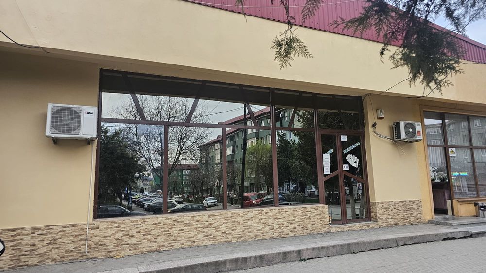 Închiriez spațiu comercial ultracentral Motru – 60 mp – Pretabil orice