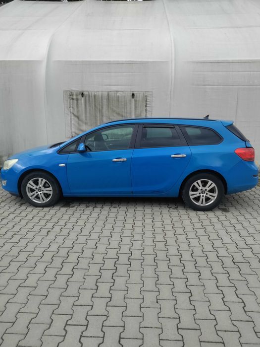 OPEL Astra 2011 — imagine 3