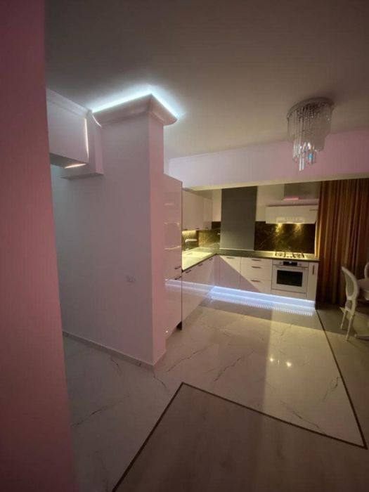 Proprietar•Apartament 3 cam•American School•Lux•Parcare•Paza