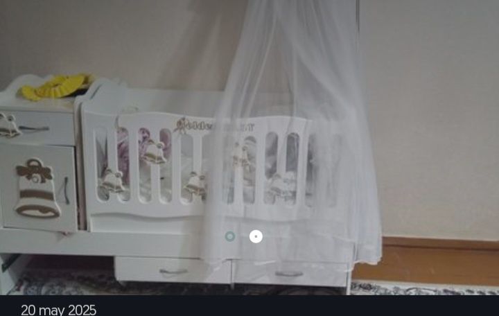 Detskiy kravat sotiladi