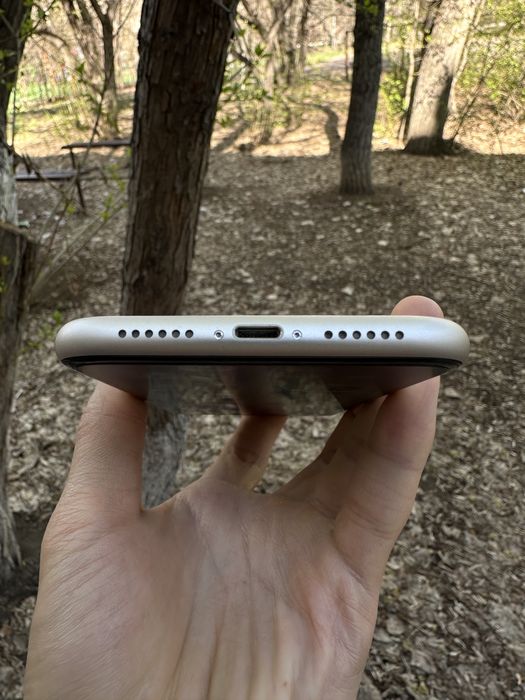 Продам iphone 11 айфон 11
