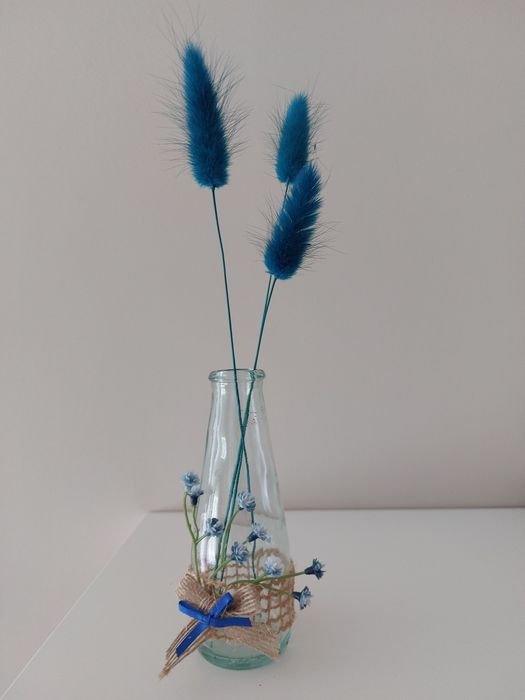 Стъклени бурканчета и шишенца за декорация