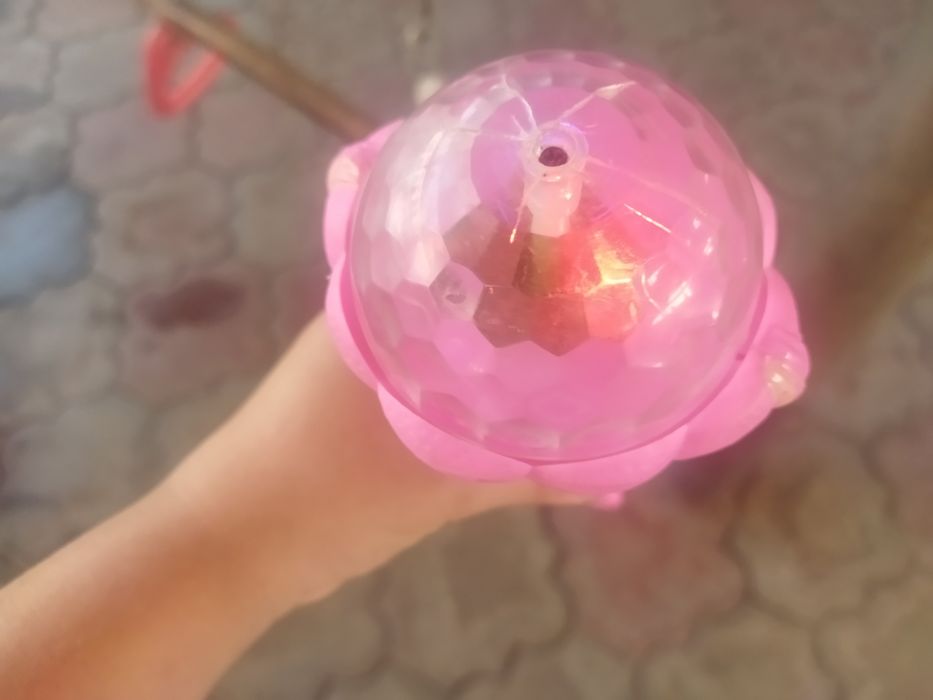 Поющая музыкальная кукла