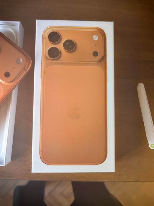 I Phone 17 Pro Max 512 GB Cosmic Orange