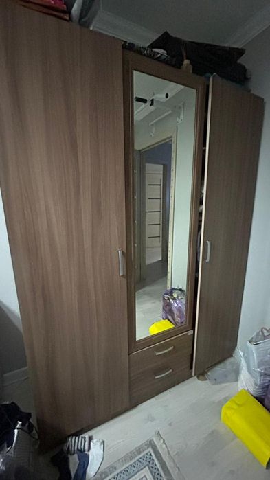 Шкаф в очень хорошем состоянии