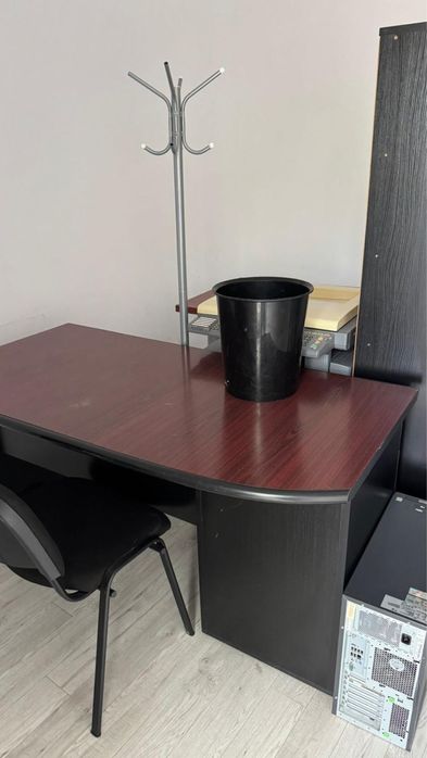 Donez birou + mobilier birou