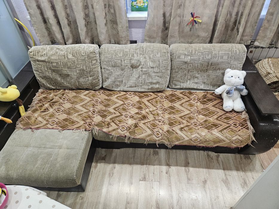 Продам угловой диван