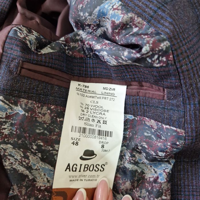 Продам костюм тройка