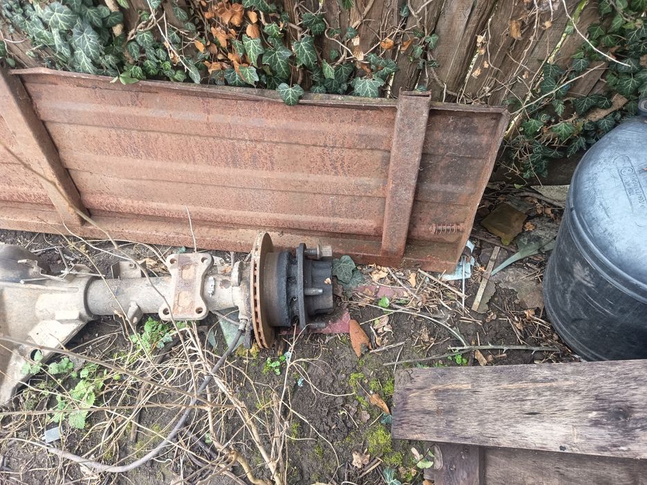 Punte pentru remorcă,proveniență Renault mascott