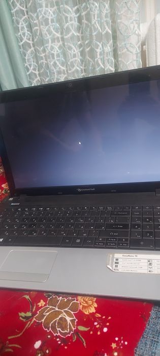 Продам ноутбук рабочий