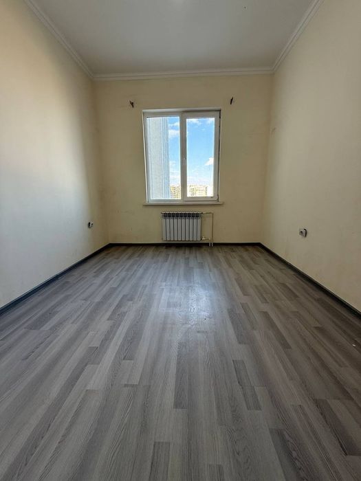 Motrid 3 xonali uy sotiladi