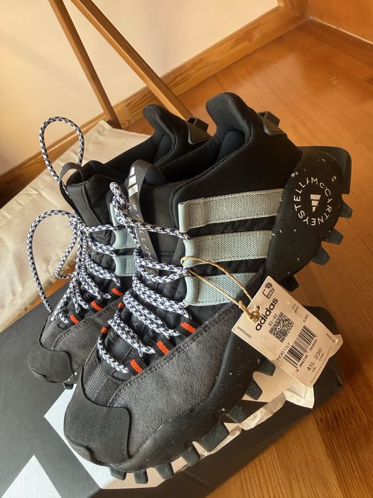 Продам adidas stella maccartney