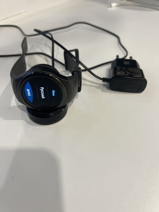 Смарт часы Самсунг GEAR S2 и наушники Самсунг