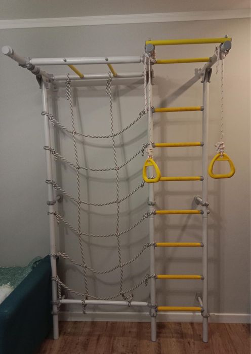 Спортивная Шведская стенка