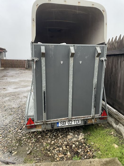 Vand remorca transport animale