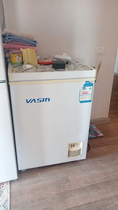 Продам морозильник