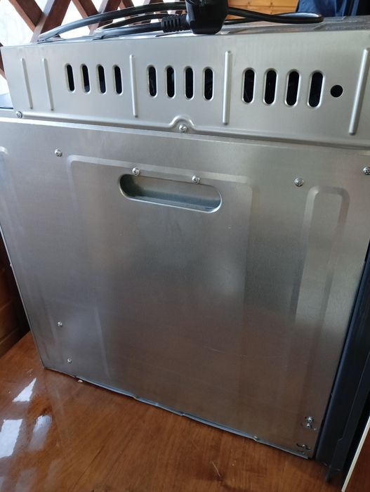 Vând cuptor incorporabil cadou plita inox