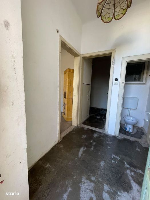 Vand casa caramida,str.Oituz,vis a vis de Salvare si Spital
