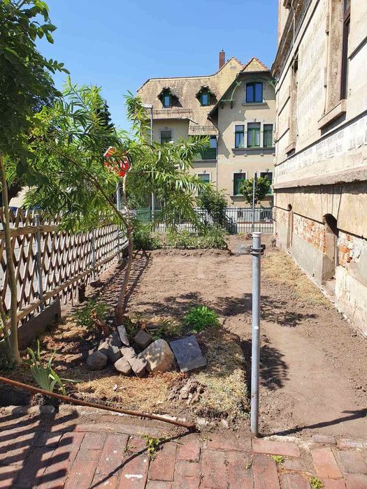 Продава се Къща в с. Средногорово, Област Стара Загора - 400 кв.м за 101 €/кв.м - Снимка #7